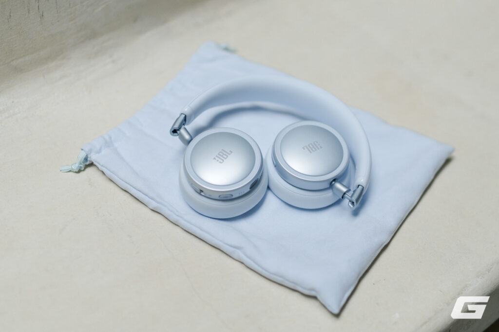 JBL Live 680NC được giới thiệu với nhiều lựa chọn màu sắc