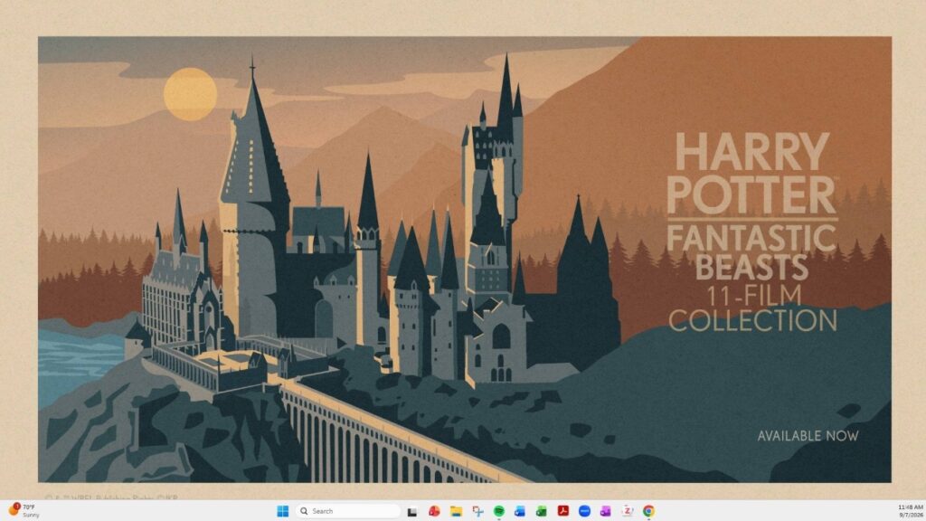 Hình nền quảng bá phim xuất hiện trên máy tính thông qua ứng dụng Bing Wallpaper