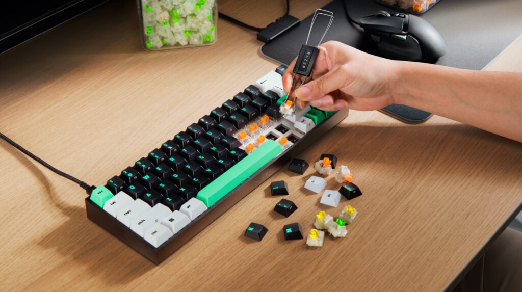 Góc nhìn layout 65% với cụm phím mũi tên của bàn phím
