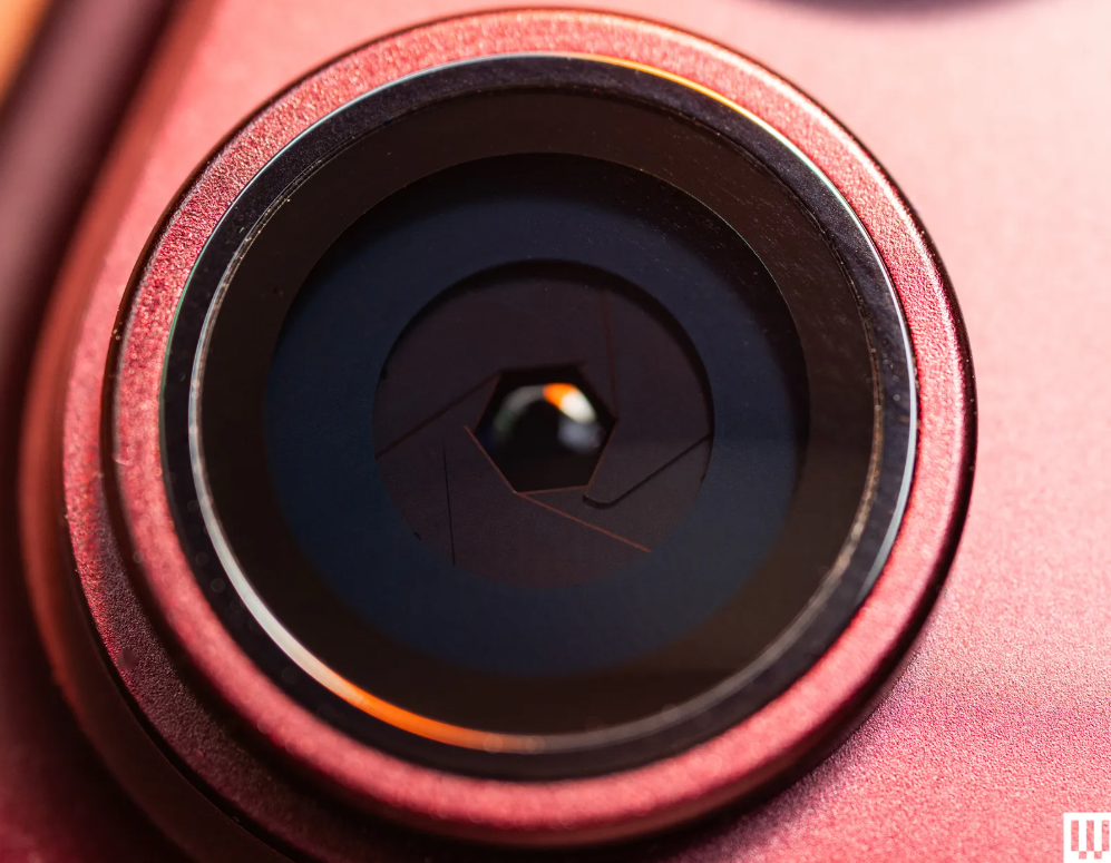 Minh họa khẩu độ camera thay đổi giữa các mức mở khác nhau
