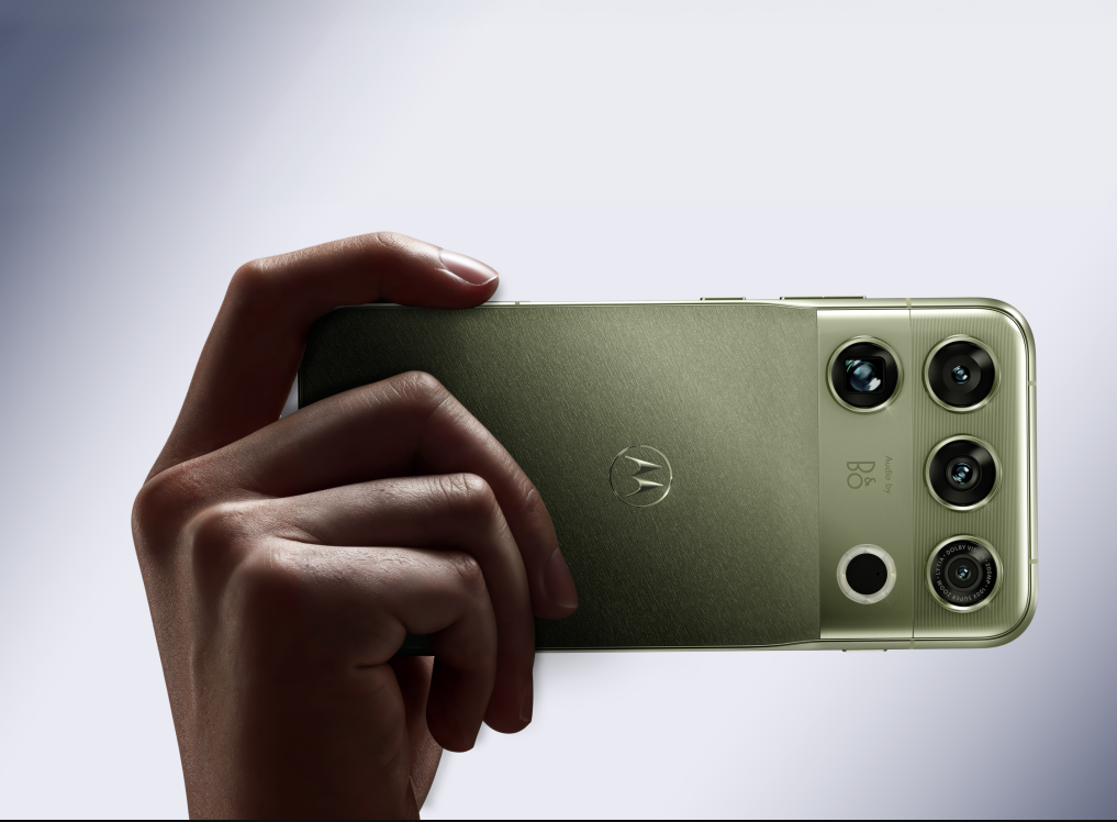 Hệ thống camera smartphone hỗ trợ quay video độ phân giải cao và xử lý hình ảnh bằng AI