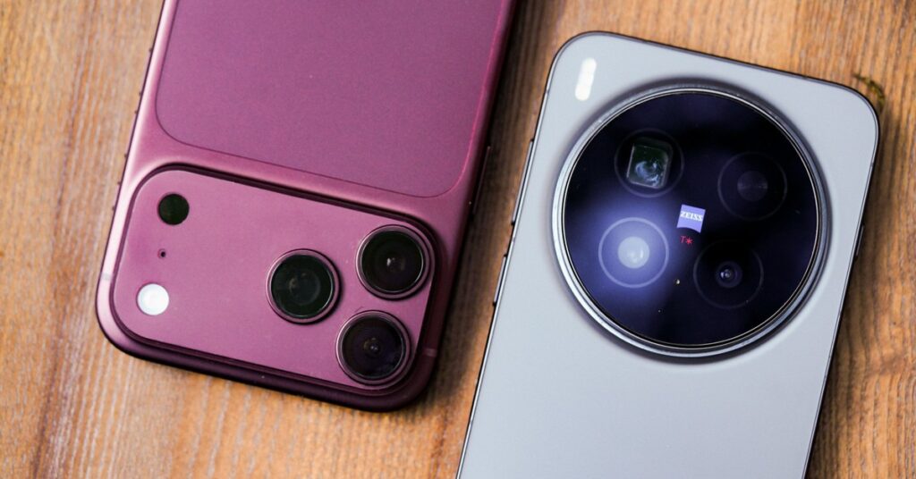 iPhone 18 Pro Max và vivo X300 Pro được đặt cạnh nhau để so sánh màu ảnh