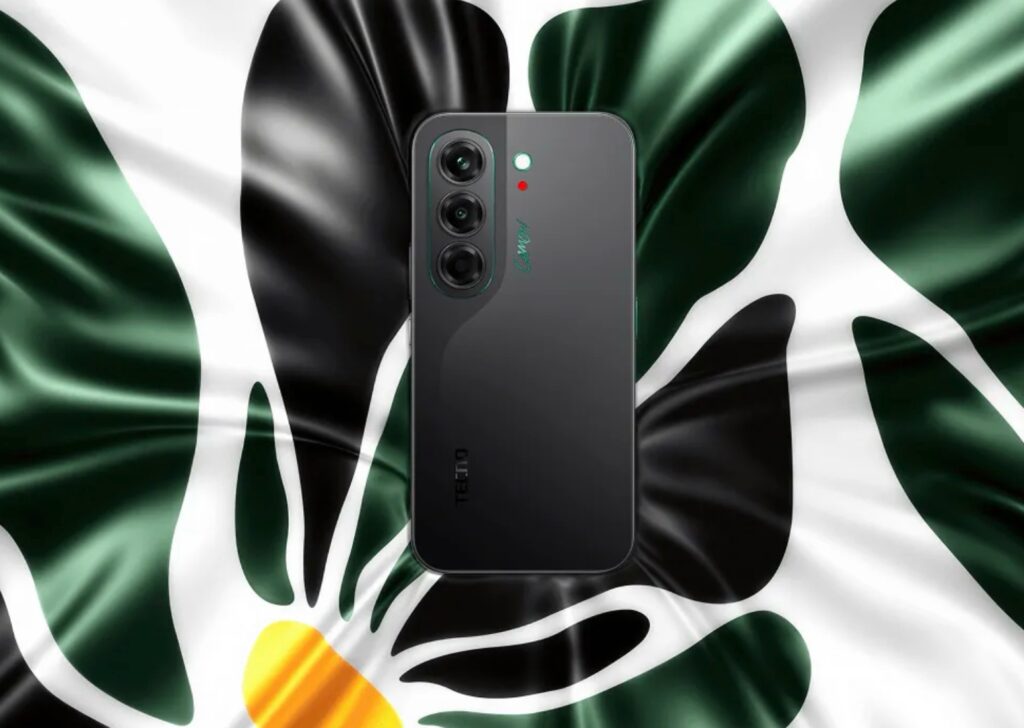 Cận cảnh cụm camera sau trên Tecno Camon Slim 5G