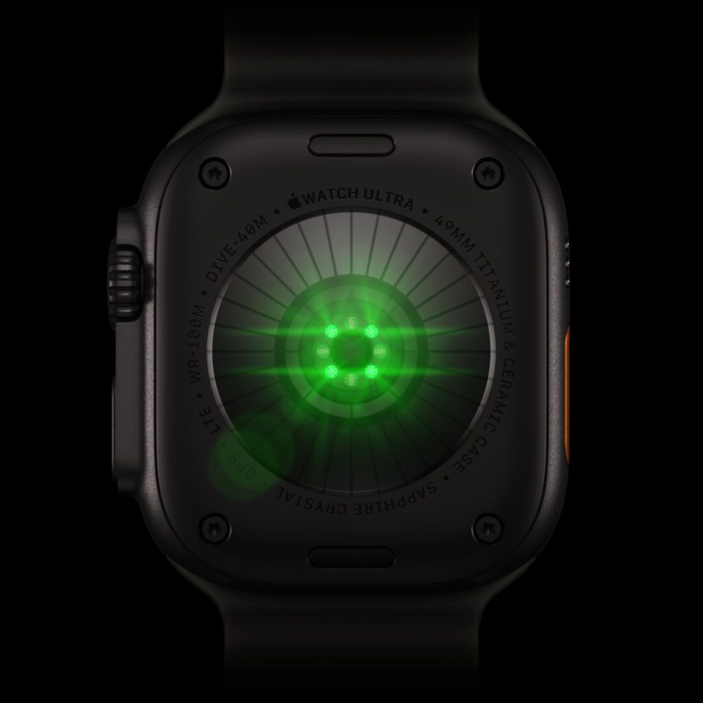 Mặt đồng hồ Apple Watch Ultra 4 hiển thị các chỉ số luyện tập