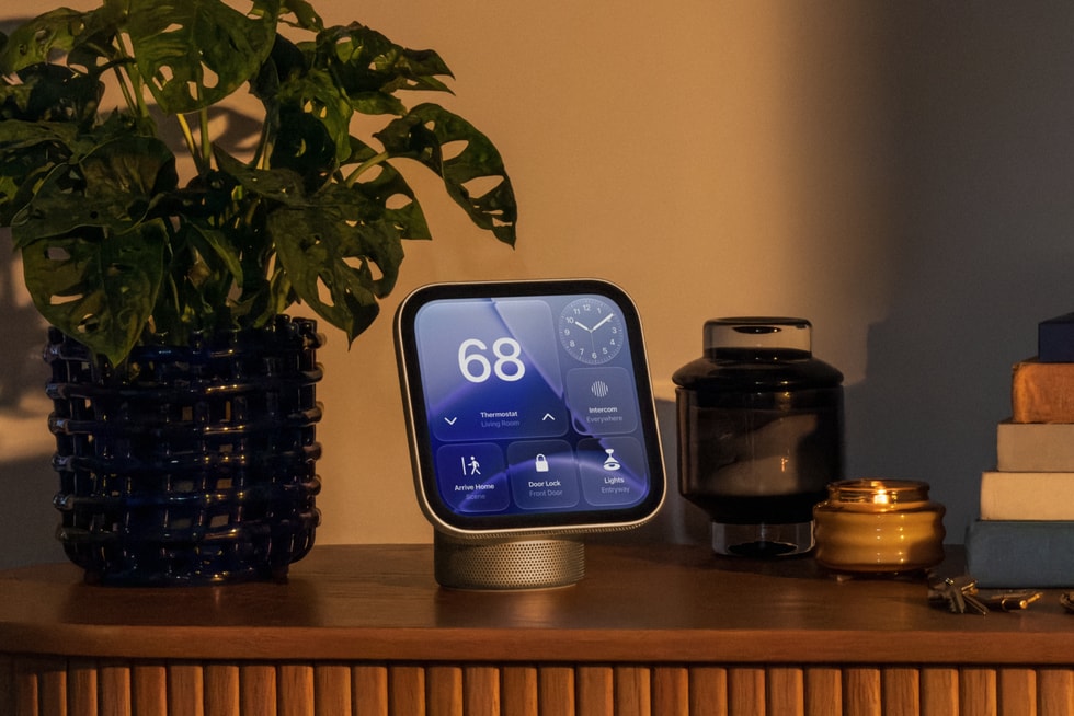 Màn hình HomeView hiển thị giao diện trong điều kiện ánh sáng phòng khác nhau