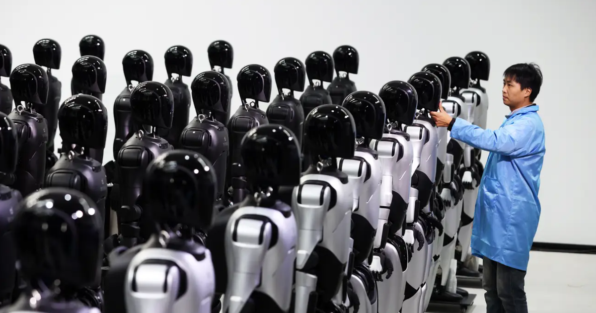 Robot hình người được trưng bày trong không gian công nghệ tại Trung Quốc