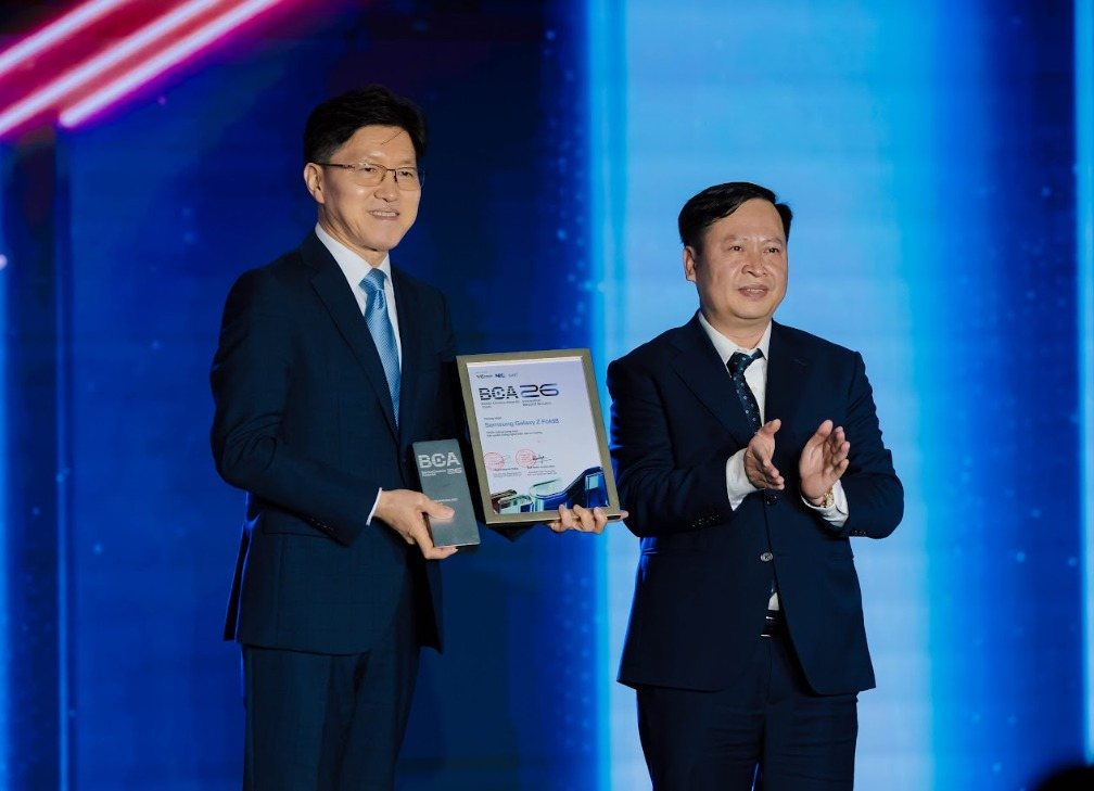 Đại diện Samsung Việt Nam trong buổi làm việc tại Trụ sở Chính phủ