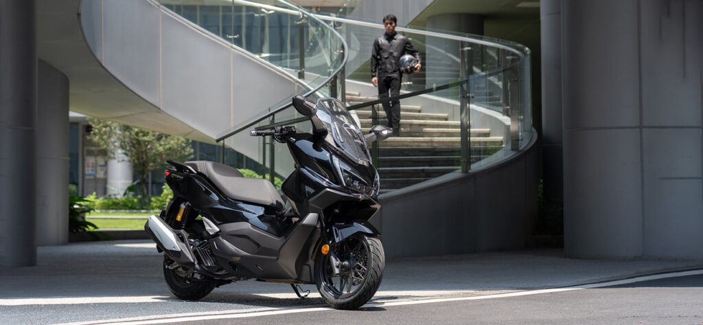 Động cơ hybrid WHEV kết hợp mô-tơ điện của Honda NWZ150