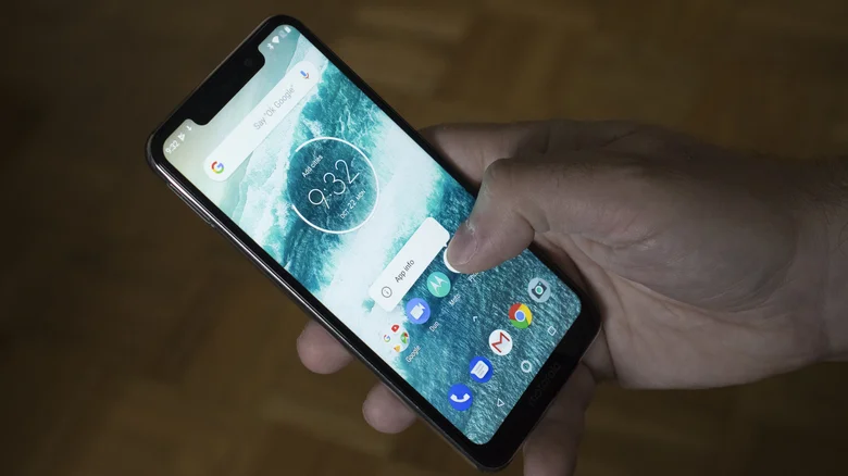 Mẫu điện thoại Huawei thể hiện thiết kế phần cứng cao cấp