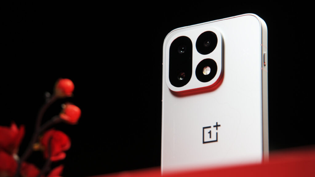 OnePlus 16 trong phiên bản màu Ánh sao ngày mai