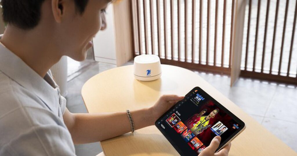 Minh họa kết nối Internet tốc độ cao cho gia đình sử dụng nhiều thiết bị