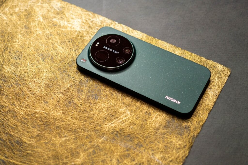 Ảnh minh họa camera tele 200MP trên smartphone