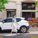 VinFast VF 5 di chuyển trên tuyến đường đô thị