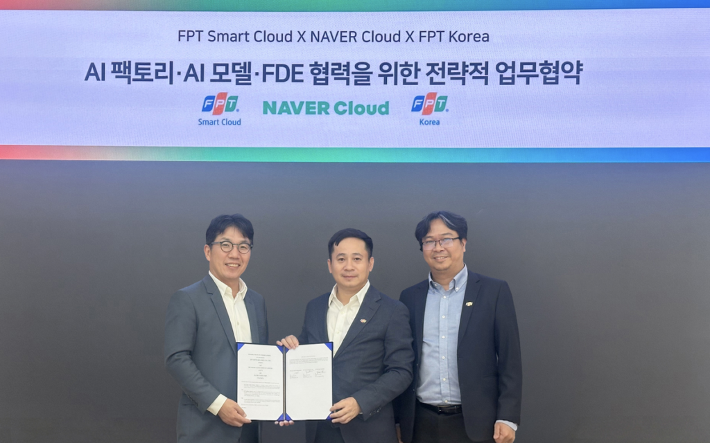 Đại diện FPT và NAVER Cloud tại lễ ký kết hợp tác