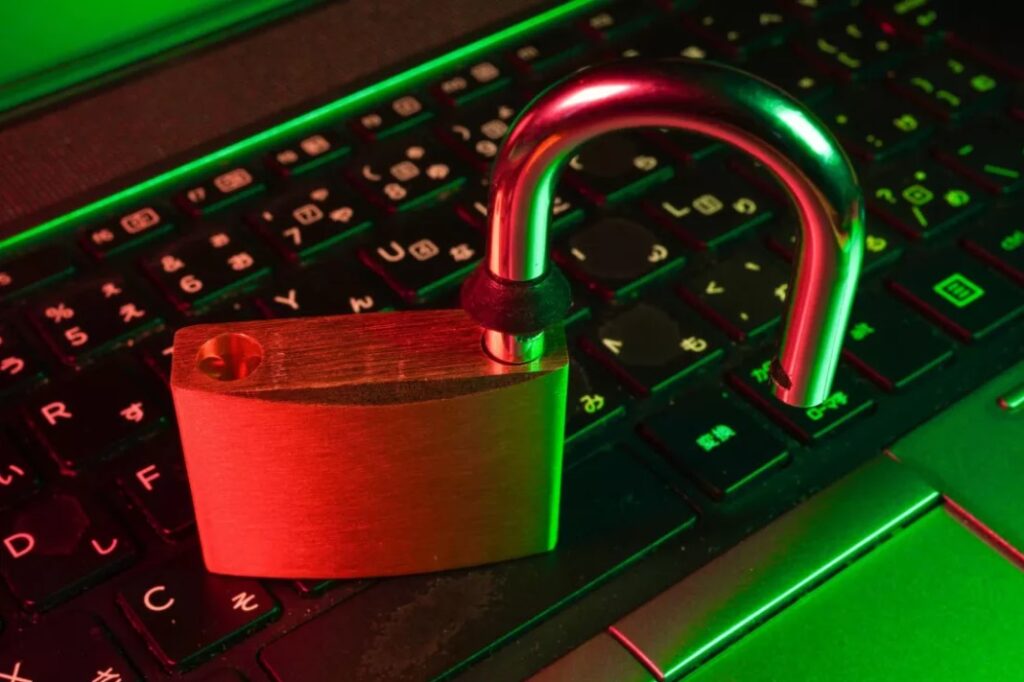 Doanh nghiệp kiểm tra hệ thống sau một cuộc tấn công ransomware