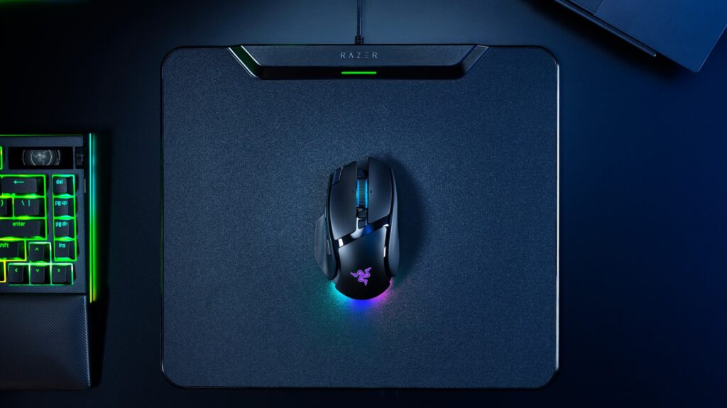 Mouse Dock V2 Pro với bộ thu phát và đèn báo sạc