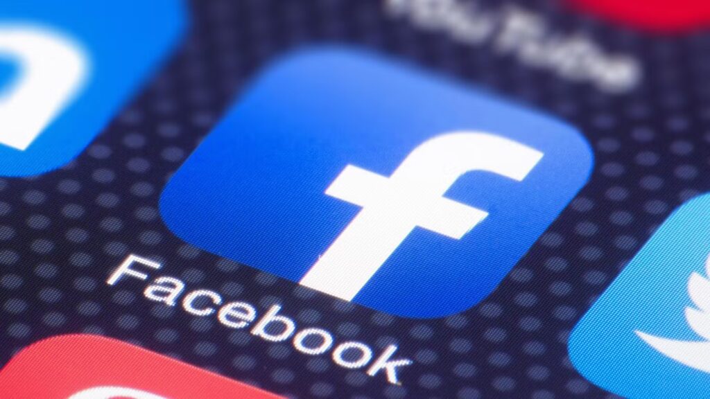 Minh họa kết nối bạn bè và tương tác trên Facebook